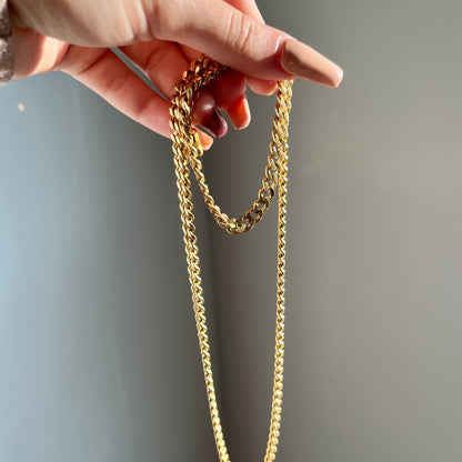 Gold Chain Bracelet - blunt cases